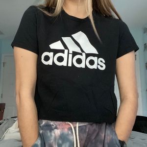 Adidas tee